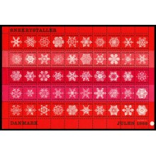 1966. Danmark. Julemærker. Helark. 3-sidet takket, foldet. Snekrystaller.